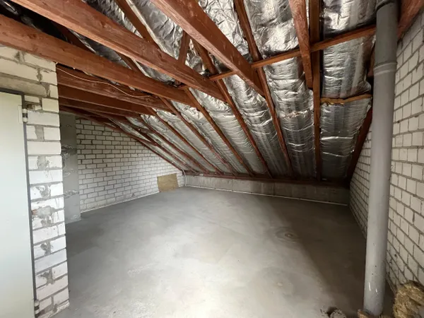 Ausbaureserve Spitzboden 2