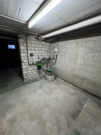 Keller mit Technikraum