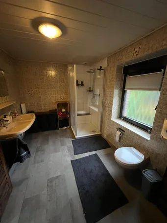 Modernes Badezimmer OG