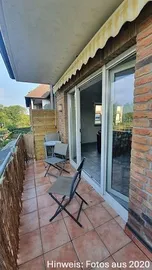 Balkon mit Sitzgelegenheit