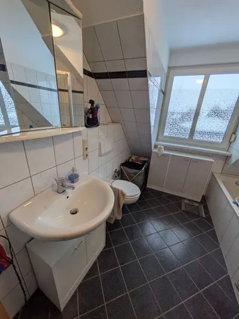 Modernes Badezimmer