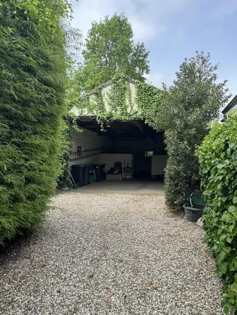 Zufahrt Carport