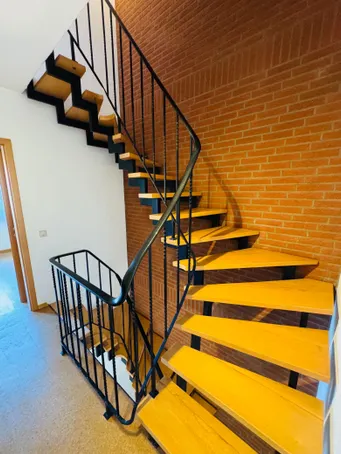 Treppe zum Firstgeschoss.JPG
