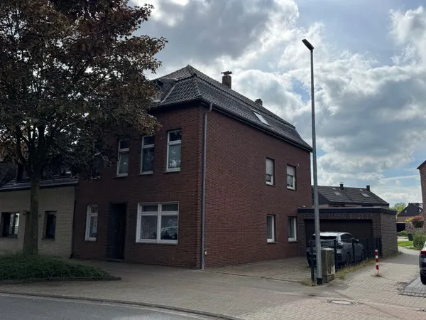 Mehrfamilienhaus Gelderner Str.
