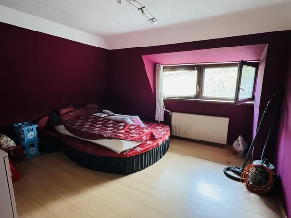 Schlafzimmer Dachgeschoss.JPG