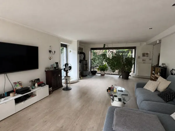 Wohnzimmer, Ansicht 2.jpg