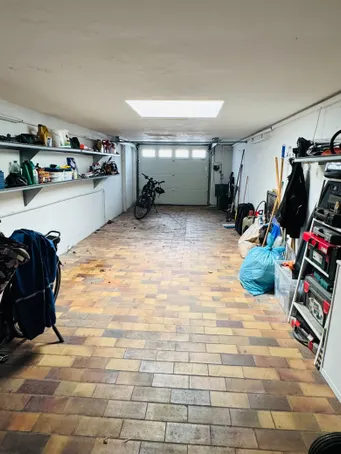 Garage.JPG