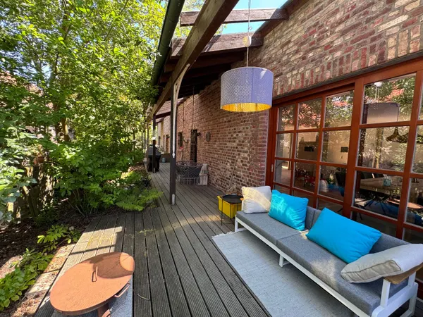 Überdachte Terrasse.JPG