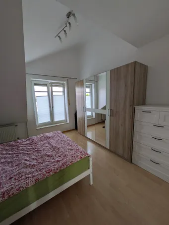 Schlafzimer, Ansicht 2.jpg