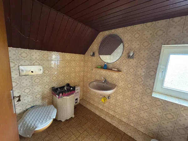Badezimmer OG, Ansicht 1.JPG