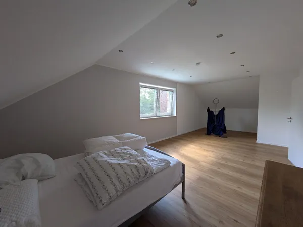 Schlafzimmer, Ansicht 2.jpg