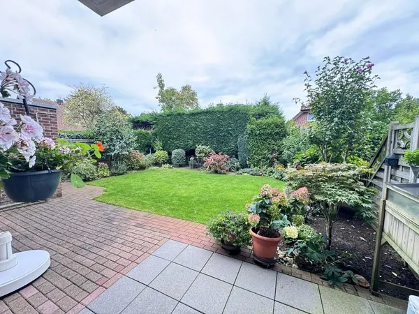 Garten.JPG