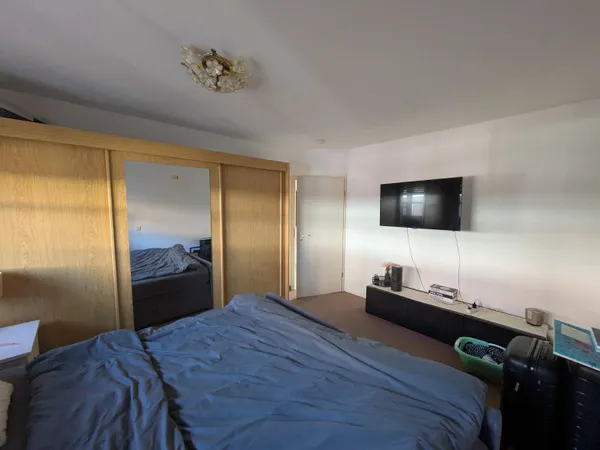 Schlafzimmer, Ansicht 2.jpg
