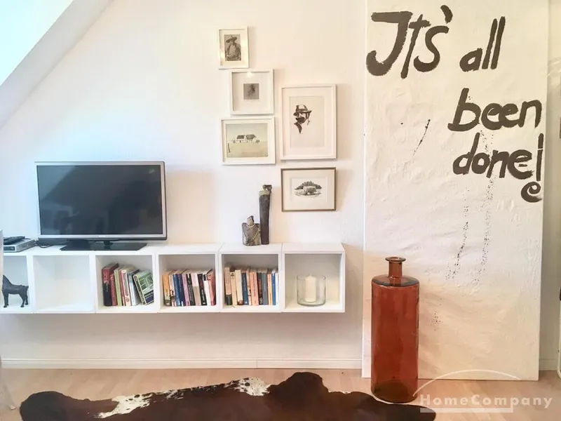 Hochwertige Designwohnung - Wohn-Schlafraum mit Doppelbett, TV,