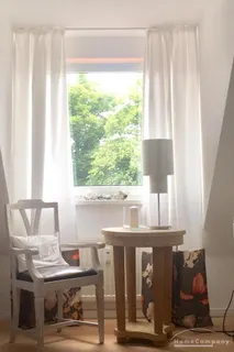 Hochwertige Designwohnung - Wohn-Schlafraum mit Doppelbett, TV,
