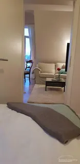 Moderne Wohnung im DG mit Balkon