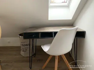Renoviertes u.neu eingerichtetes Apartment im Hof eines Stadthauses,