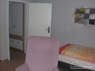 1 Zimmer Wohnung im Souterrain eines Einfamilienhauses,sep. Eingang,