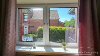 Moderne Wohnung-Hochpaterre-mit Balkon