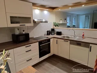 Wohnung im Souterrain eines Stadthauses mit sep. Eingang