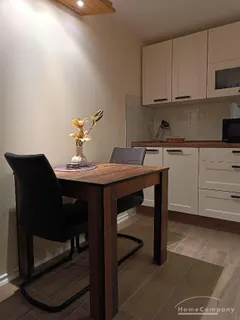 Wohnung im Souterrain eines Stadthauses mit sep. Eingang