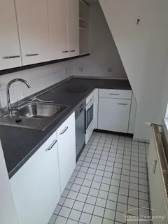 Moderne Dachgeschoßwohnung - Nähe Zentrum