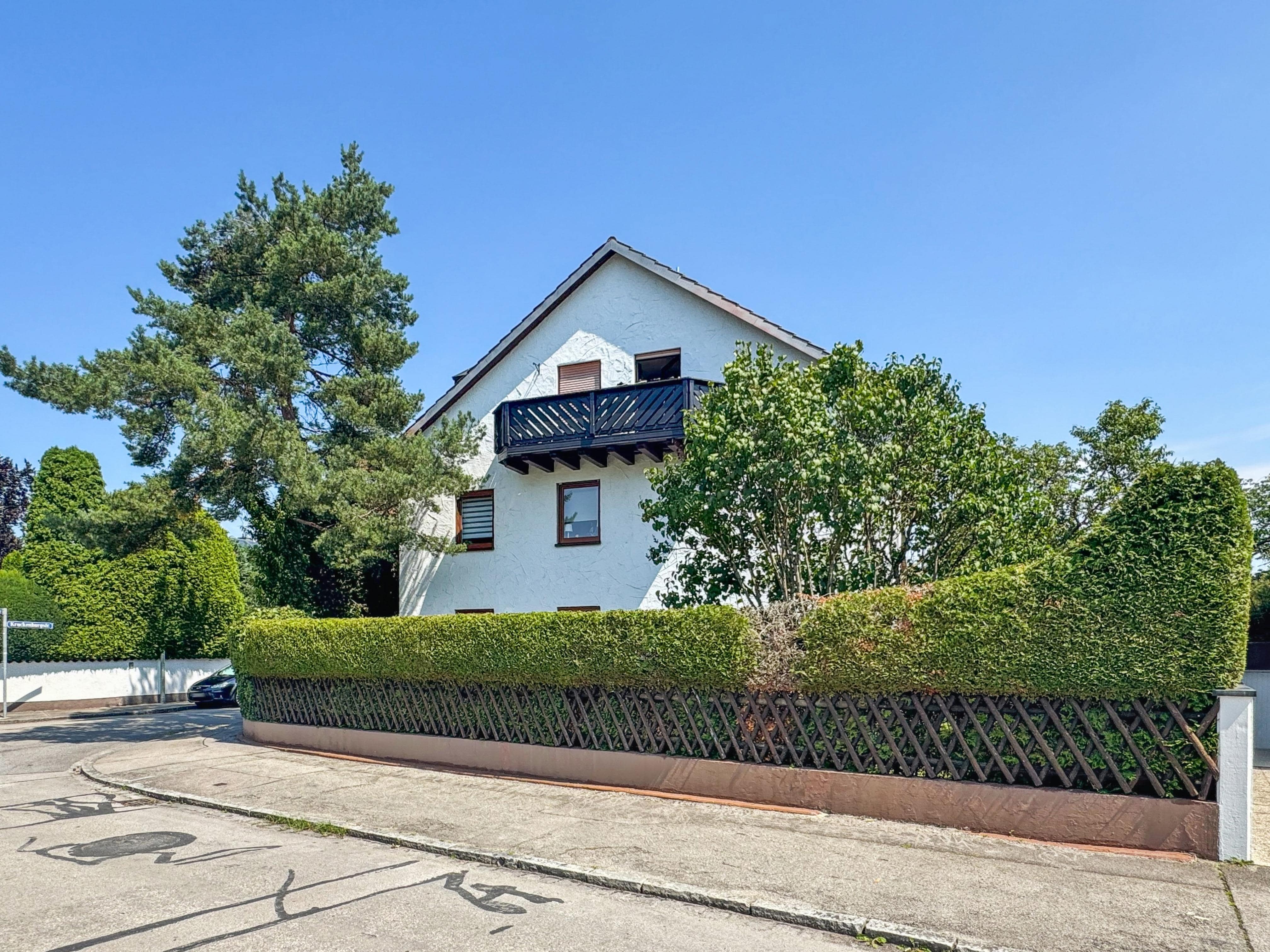 Mehrfamilienhaus