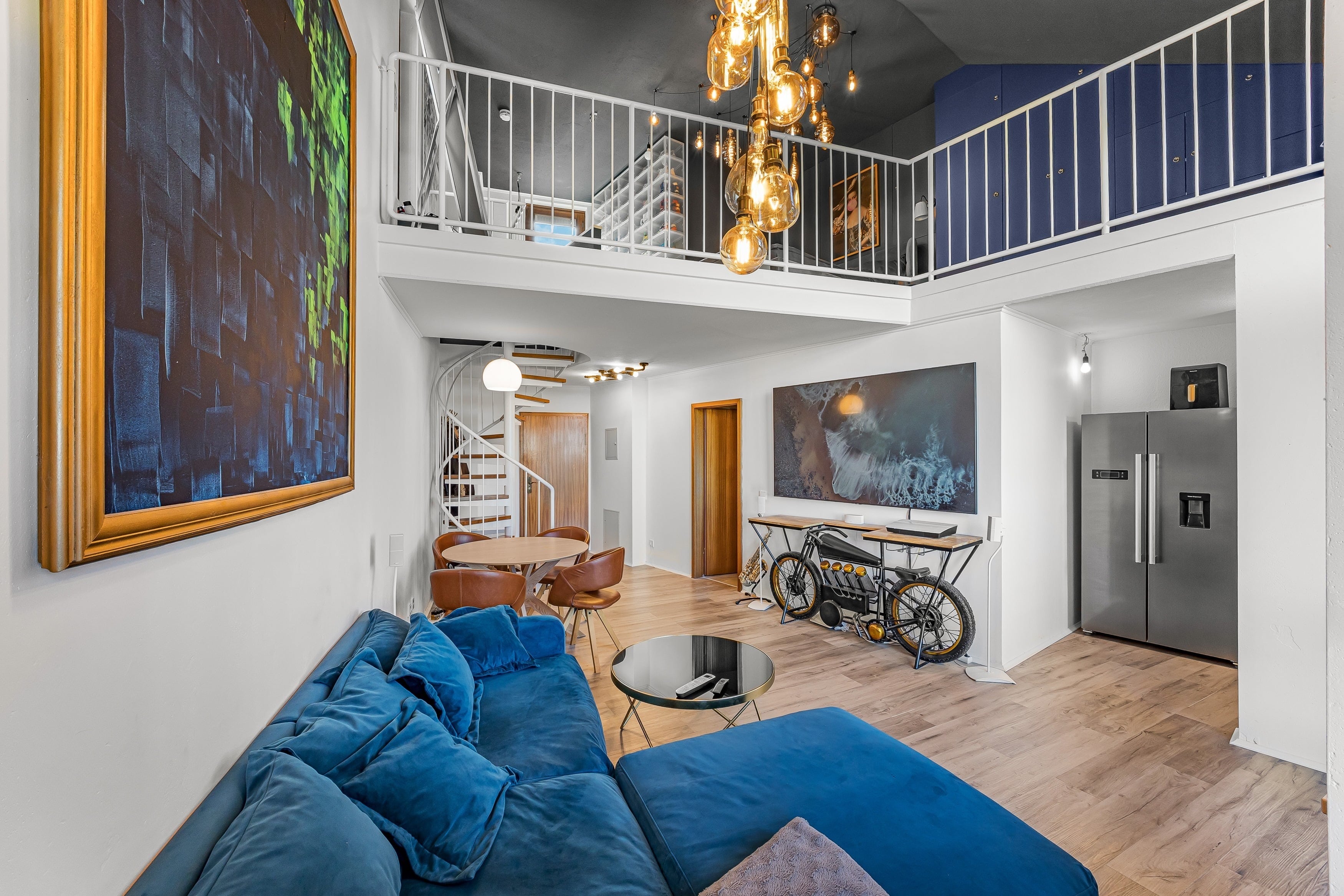 Offener Wohn- und Essbereich