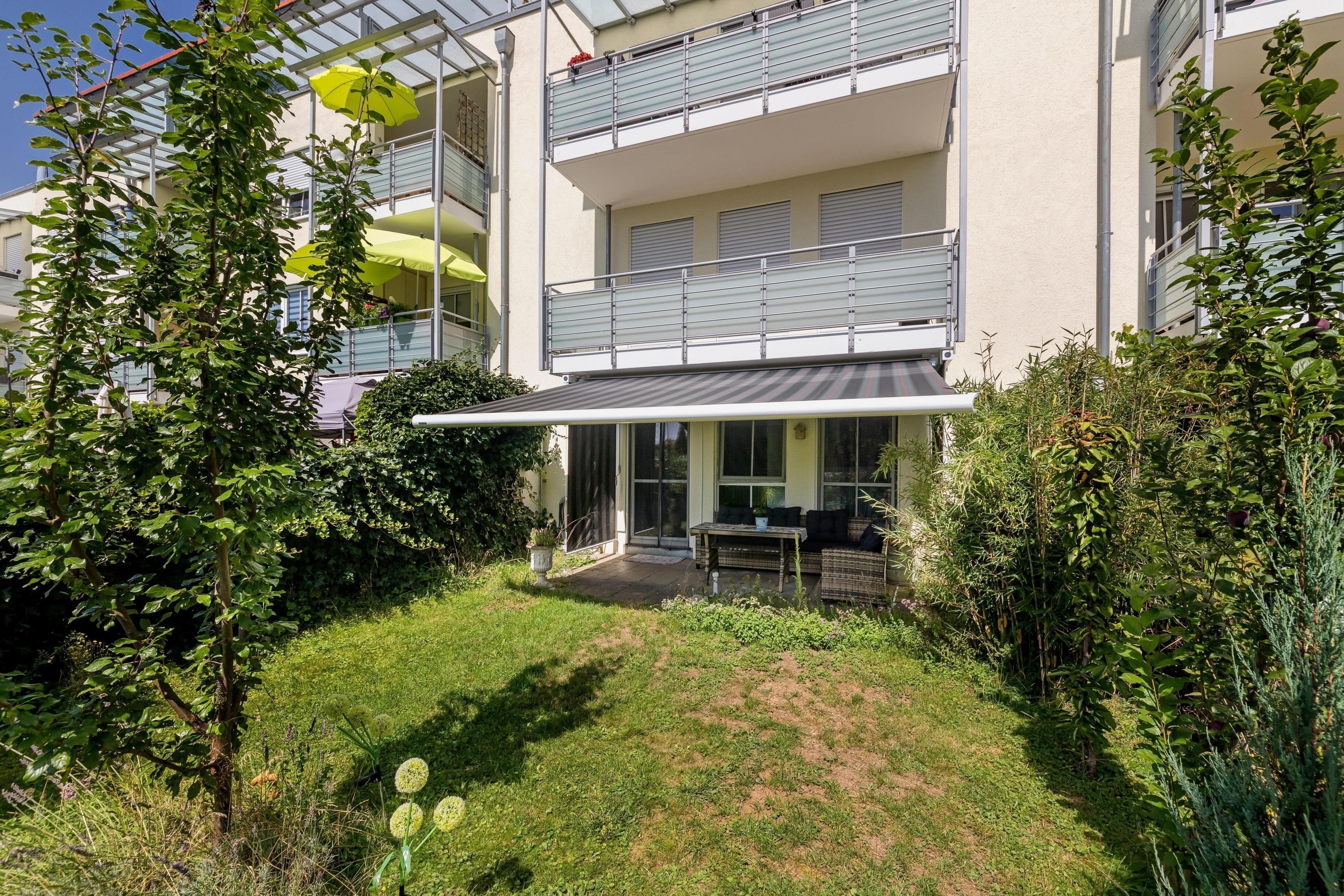 Neue elektrische Markise