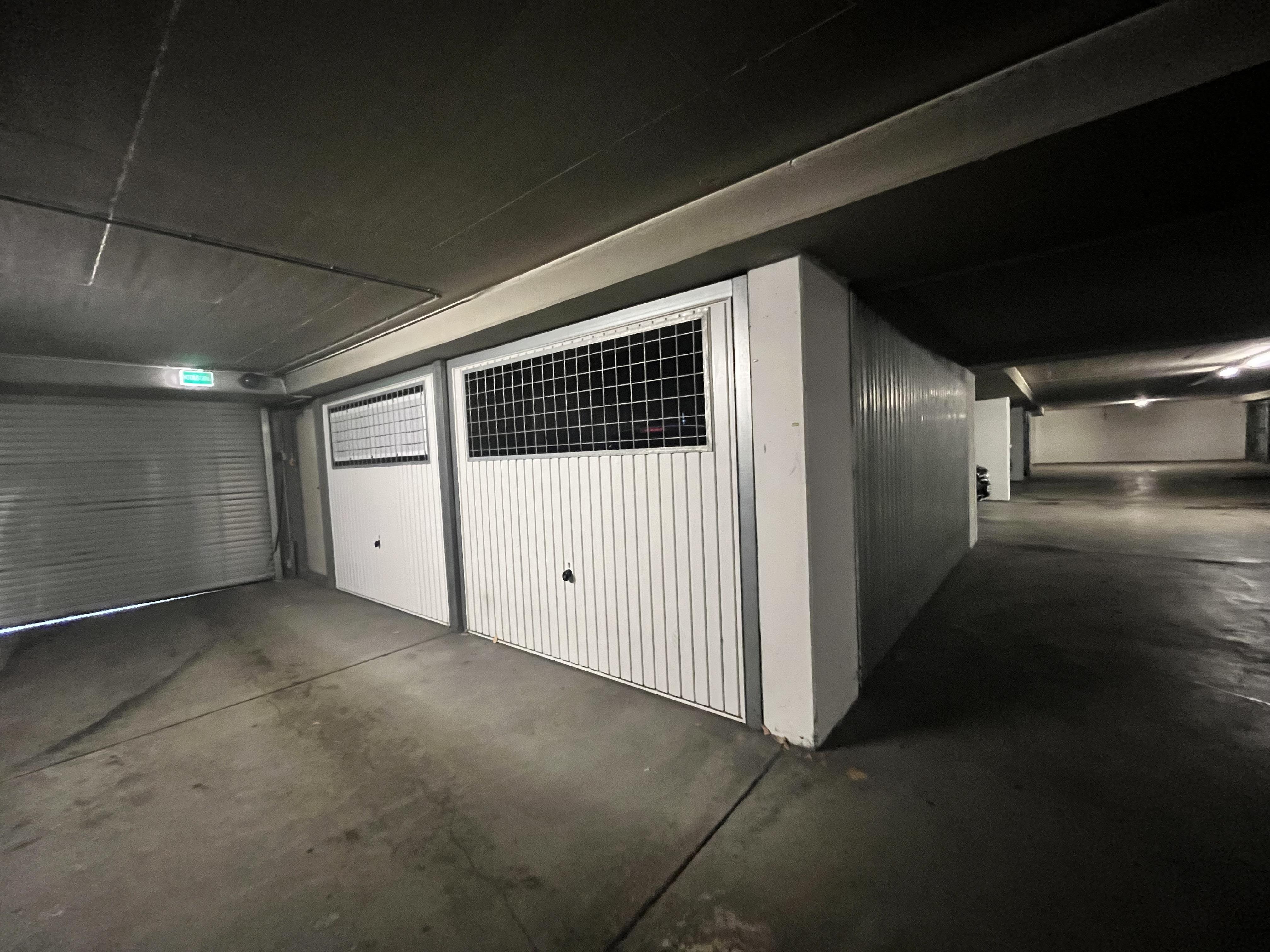 Tiefgaragenstellplatz