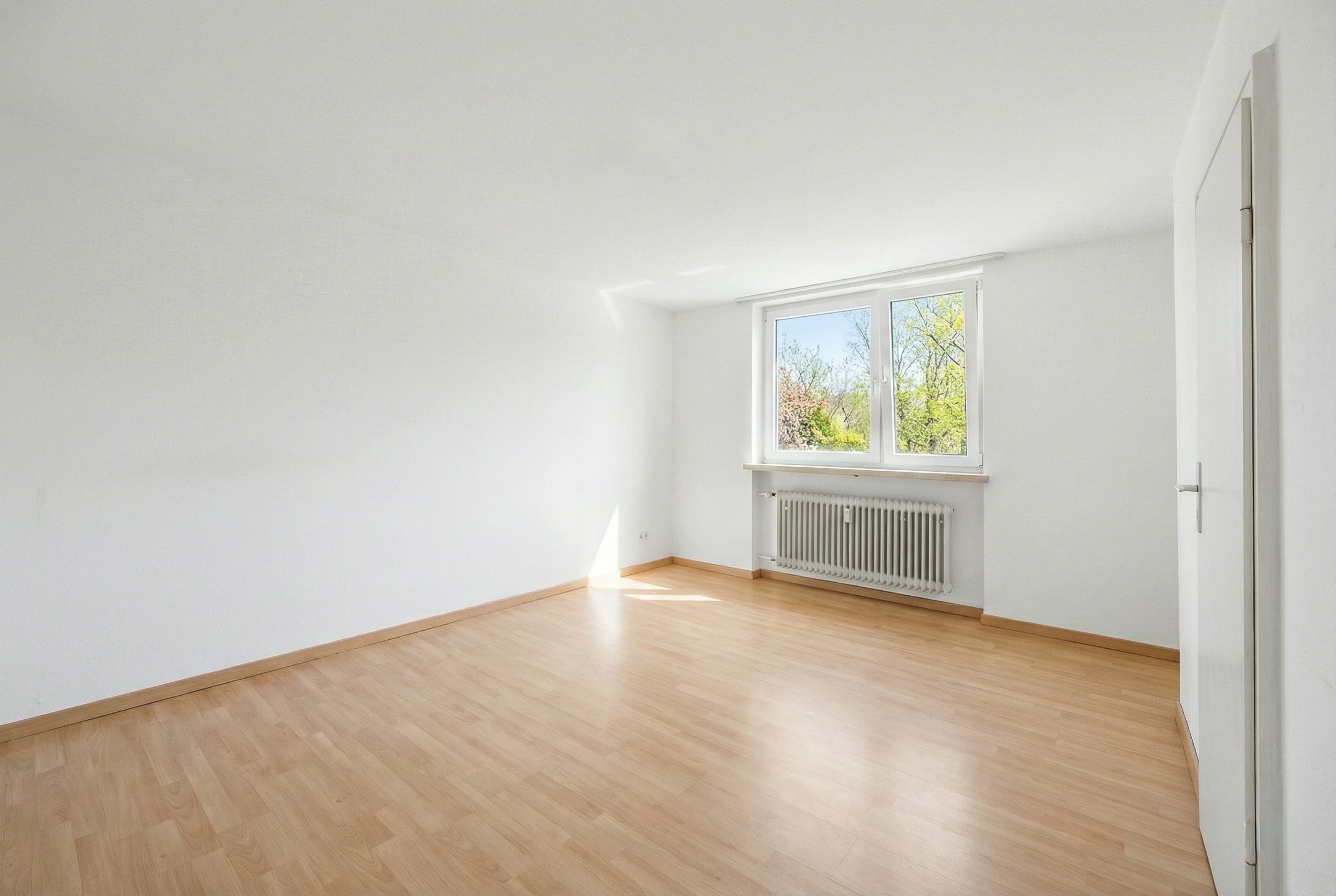 Wohn- und Schlafzimmer