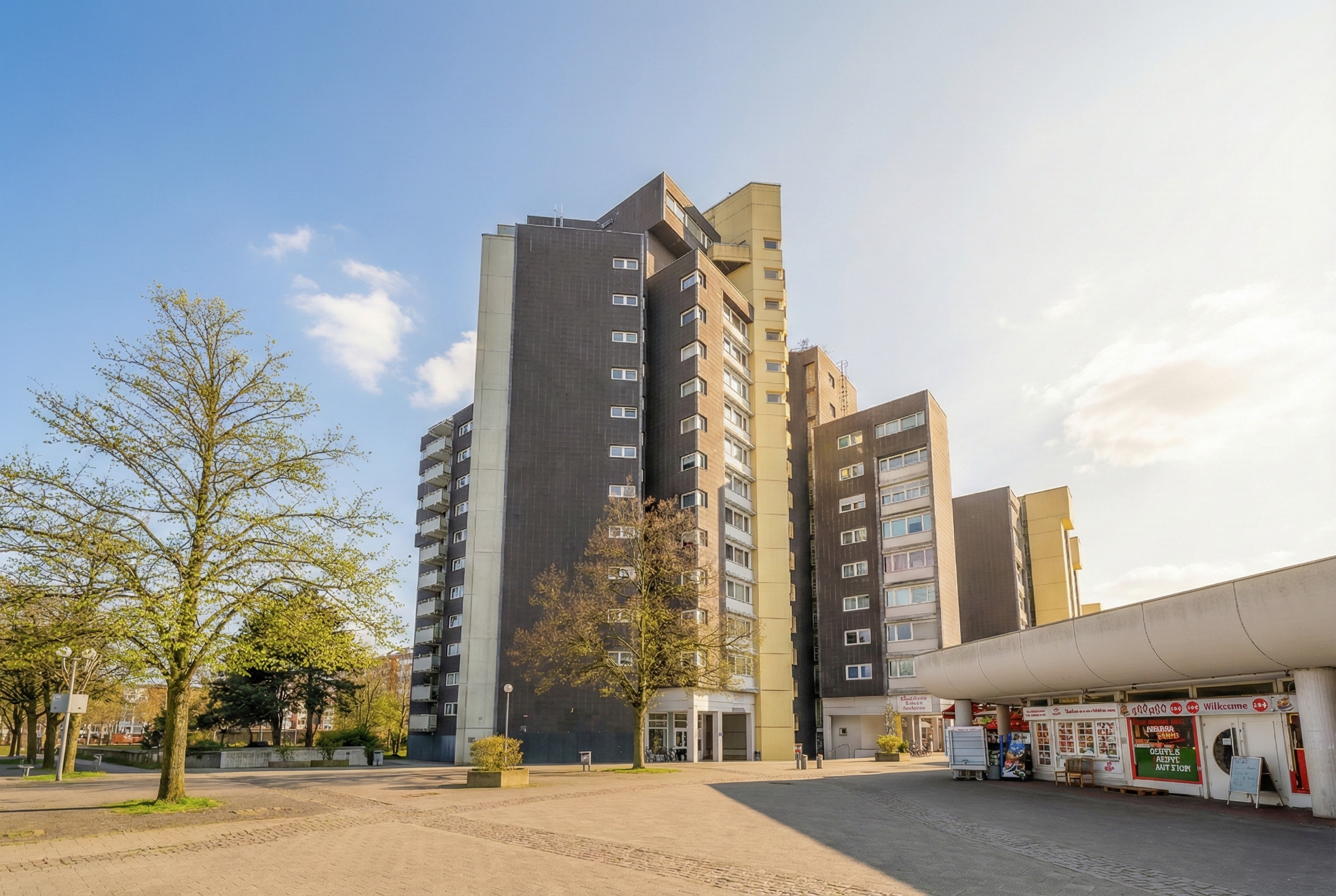 Hausansicht Frühling