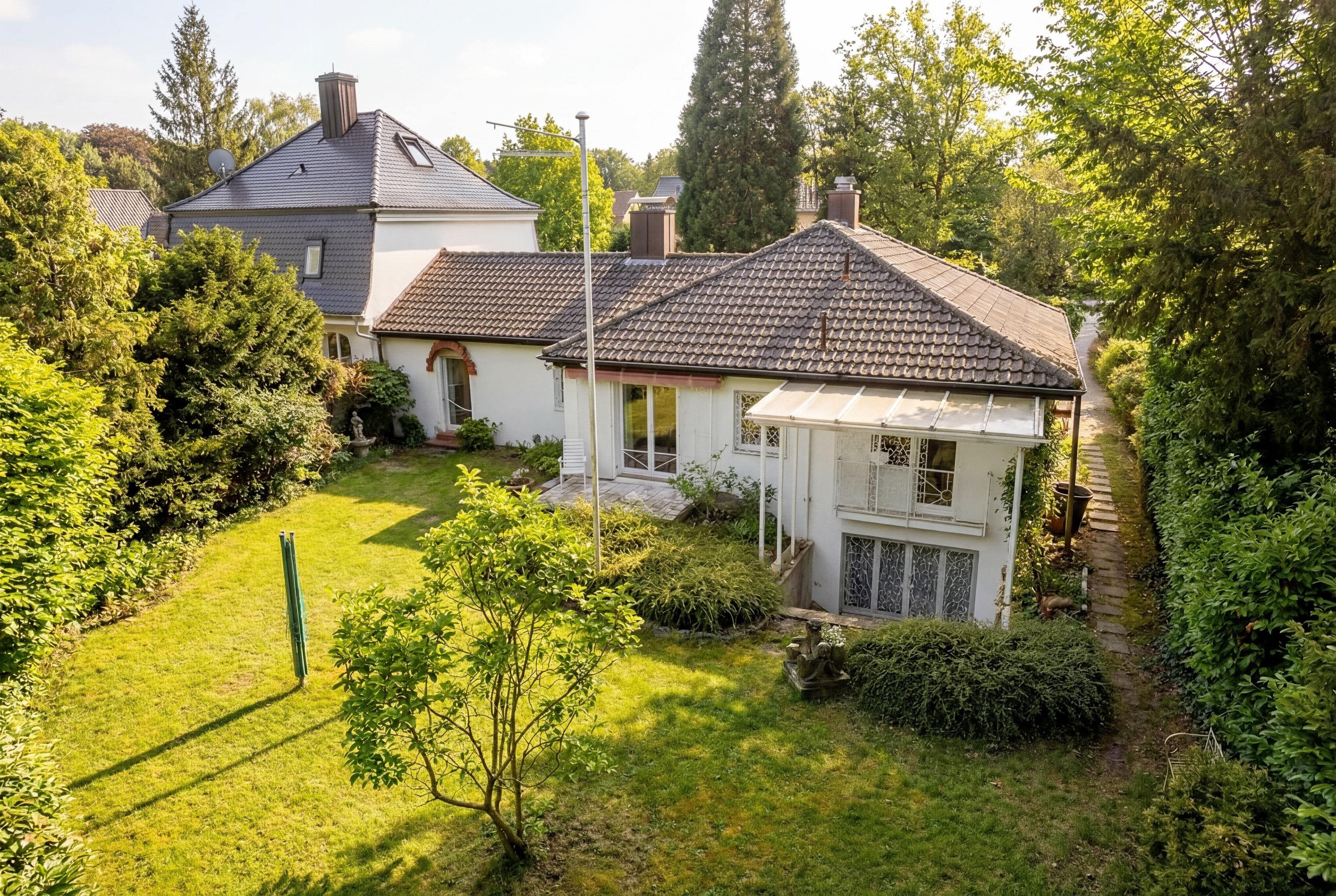 Hausansicht - Garten mit Ostausrichtung