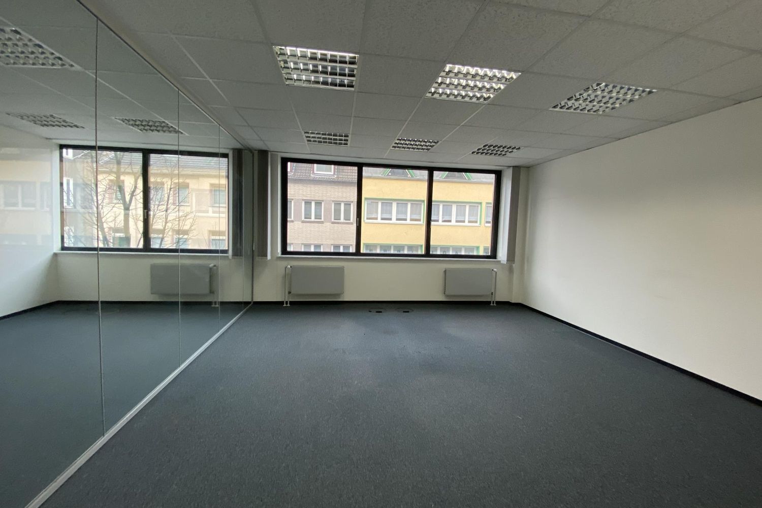 Büro + Glas