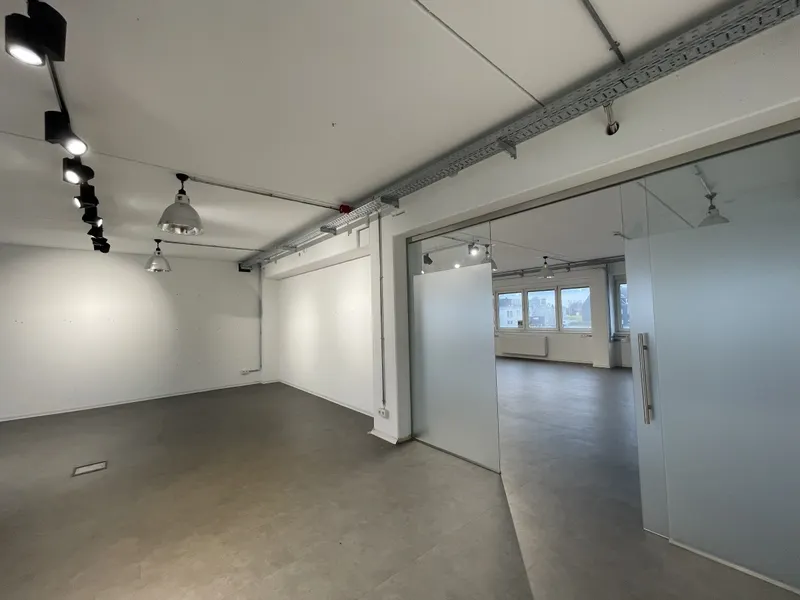 Loftartiges Büro
