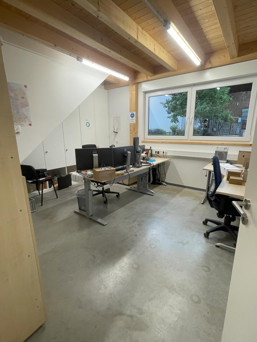 Büro-Halle-2