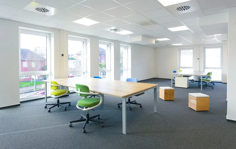 Helles, freundliches Büro