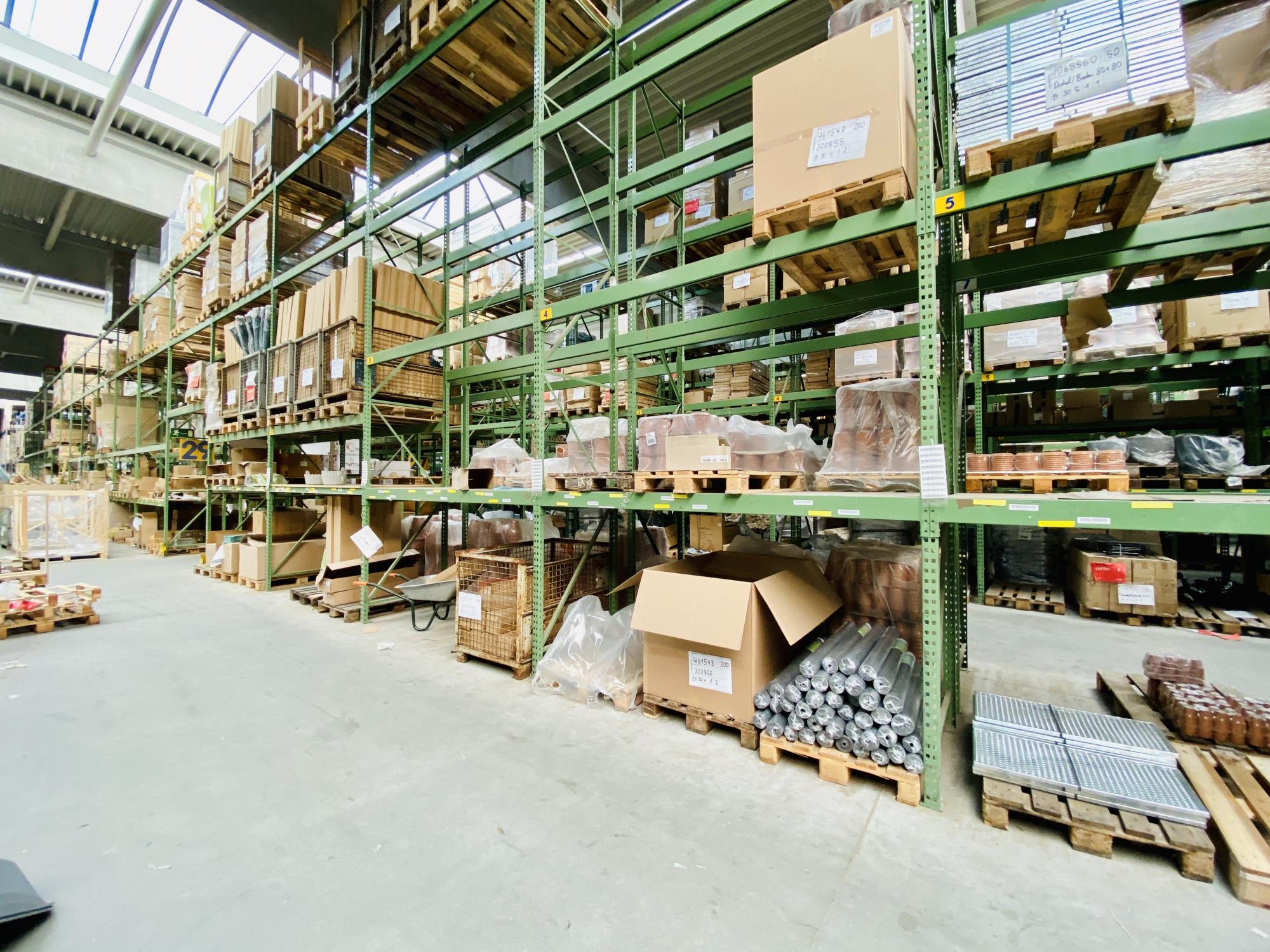 Innenansicht/Hochregallager