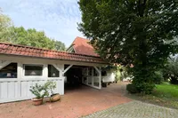 Carport mit Nebengelass