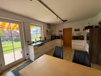 Küche mit Gartenzugang