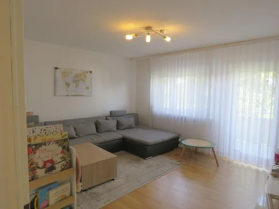 Blick ins Wohnzimmer