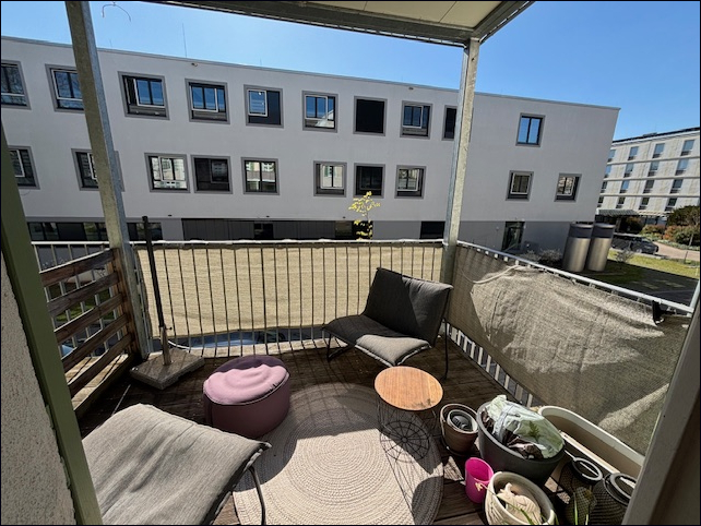 Sonniger Balkon (Süd-West-Ausrichtung)