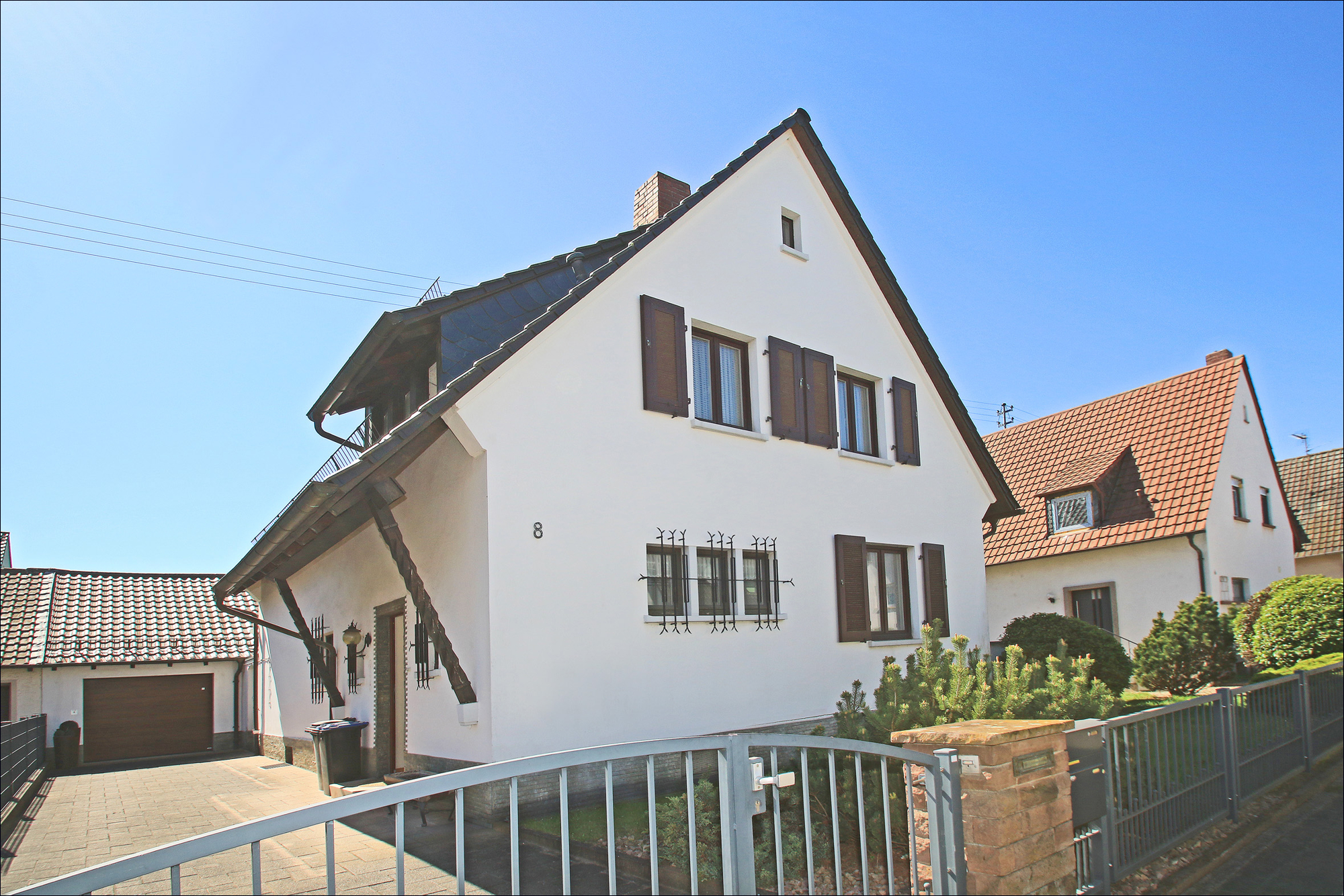 Fassade vorne 2