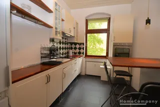 Renovierte 4-Zimmer-Albauwohnung in Schmargendorf, Berlin, möbliert