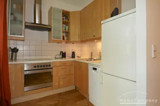 Sonnige, möblierte Zwei-Zi-Wohnung mit Balkon, Berlin Prenzlauer Berg