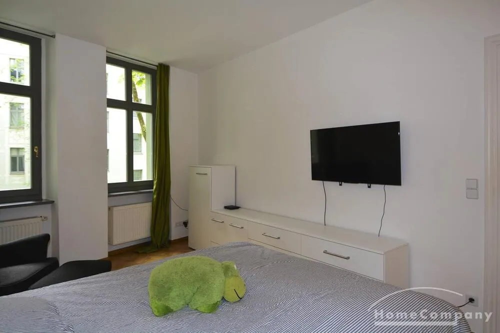 Sonnige, möblierte Zwei-Zi-Wohnung mit Balkon, Berlin Prenzlauer Berg - Photo 5