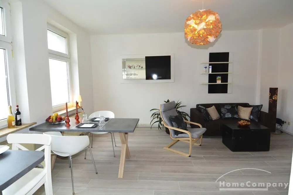Frisch modernisierte 2-Zimmer-Wohnung in Berlin Pankow, möbliert - Photo 1