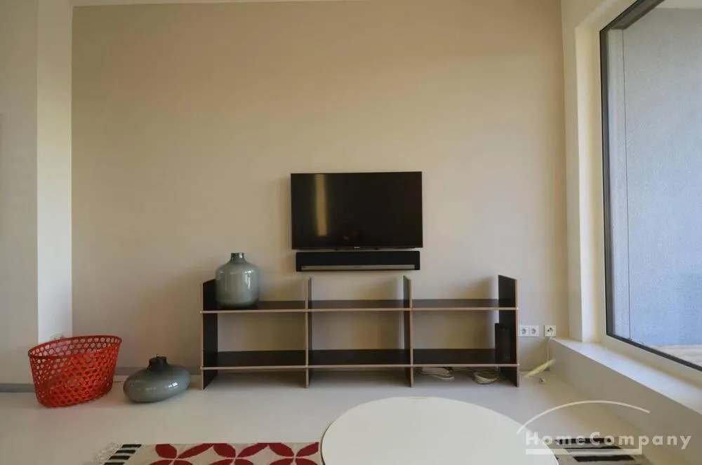 Schöne 2-Zimmerwohnung in Pankow, Berlin, möbliert - Photo 2
