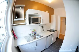 Zentral gelegene 3-Zimmer-Wohnung in Berlin Wilmersdorf, möbliert