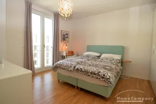 Möblierte Zwei-Zimmer-Wohnung in Kreuzberg mit Dachterrasse, Berlin